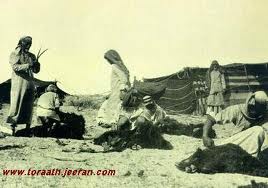 عرب من البادية ينحرون الغنم لضيوفهم